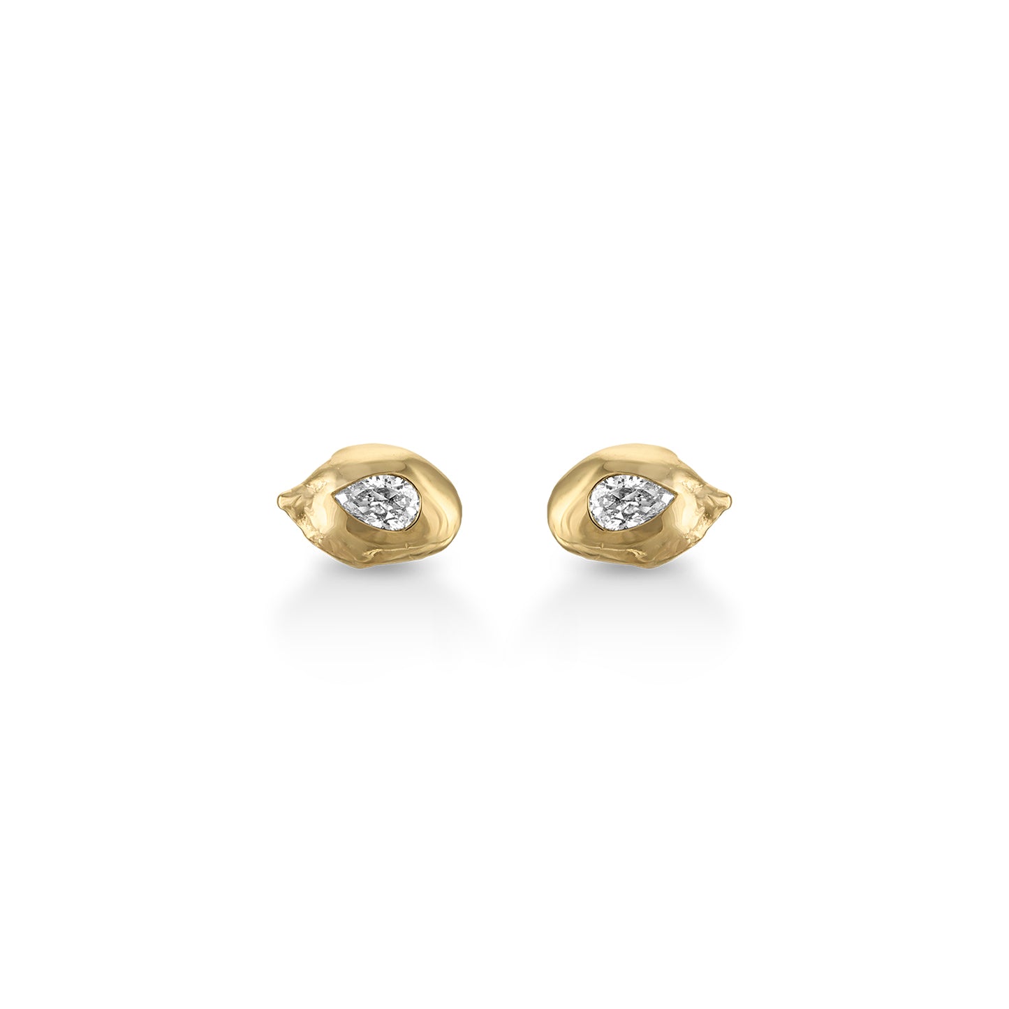 Pyrus Round Seed Diamond Studs